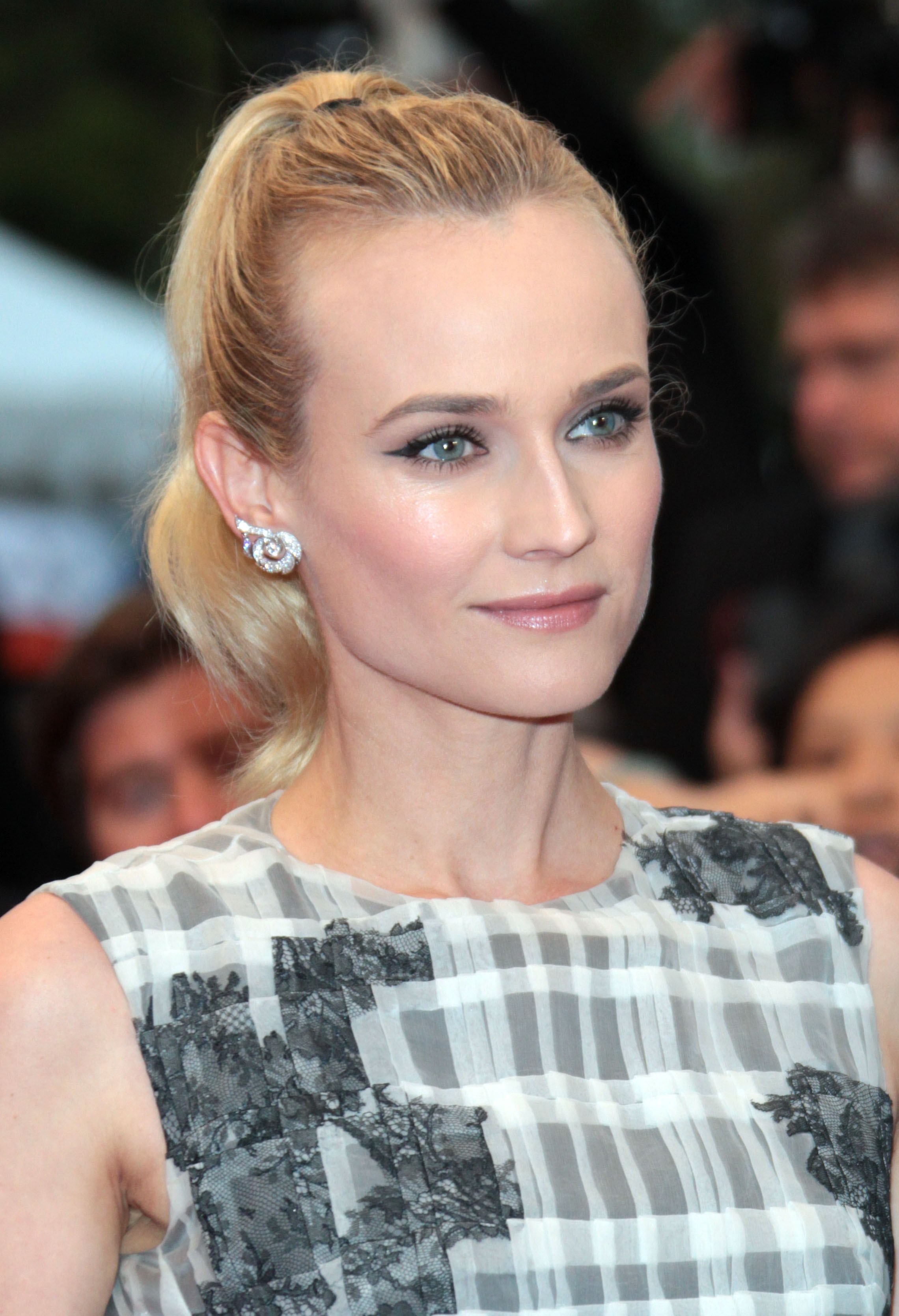 Diane Kruger - Beauty Photos, Trends & News