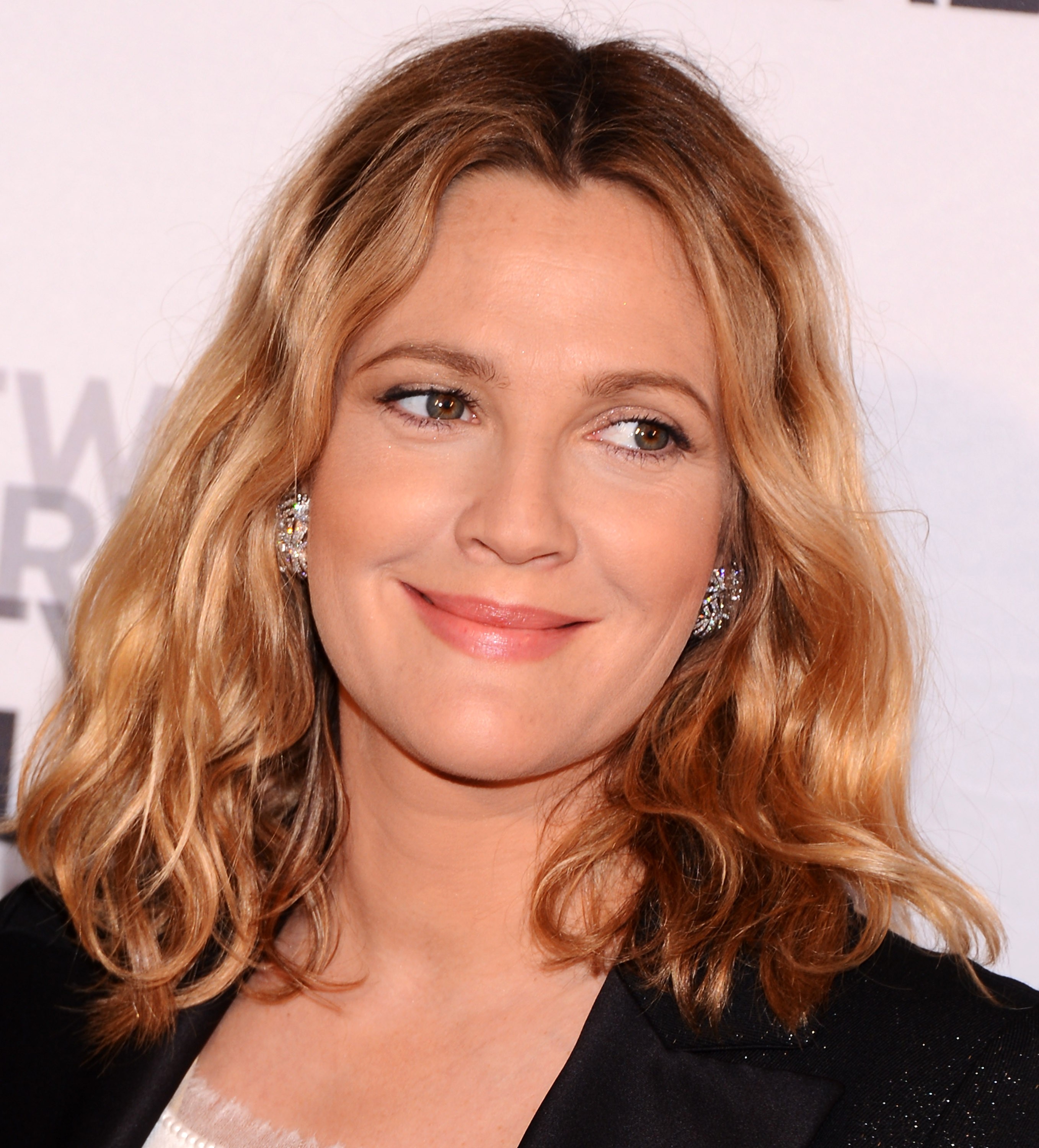 Beauty Buzz Drew Barrymore to Launch Makeup Line, Kardashian’s Beauty