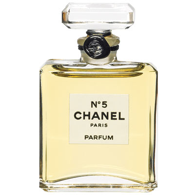 fuzzy gårdsplads Mand EU is Attempting to Ban Key Ingredients in Chanel No. 5 & Miss Dior –  StyleCaster