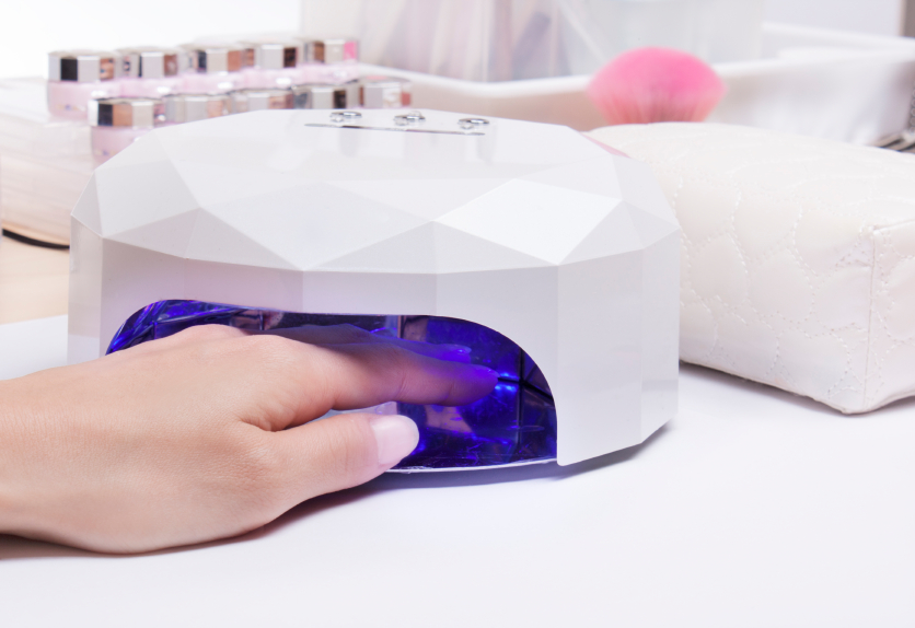 UV-Lamp for Gel Manicure Cause Cancer