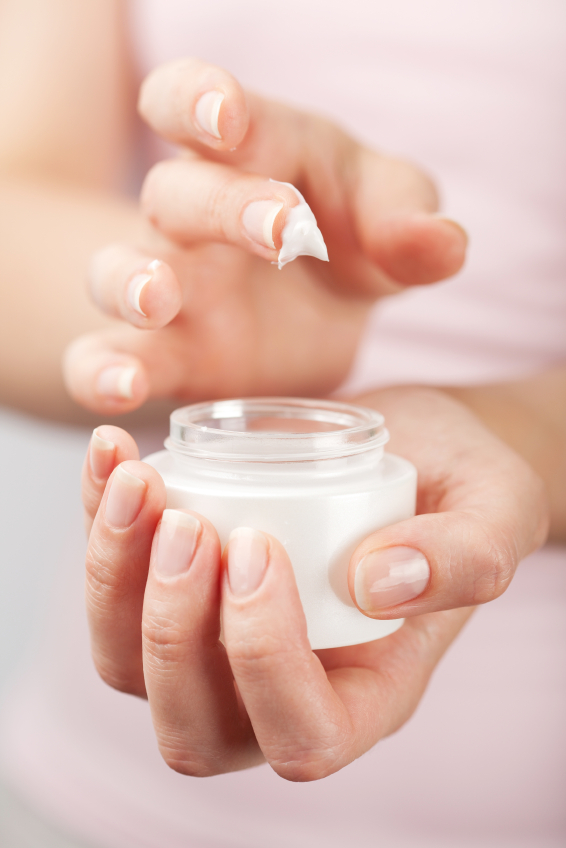 Key Ingredients Your Moisturizer Must Have  StyleCaster