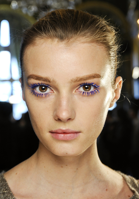 Ways to Wear Colored Mascara – StyleCaster