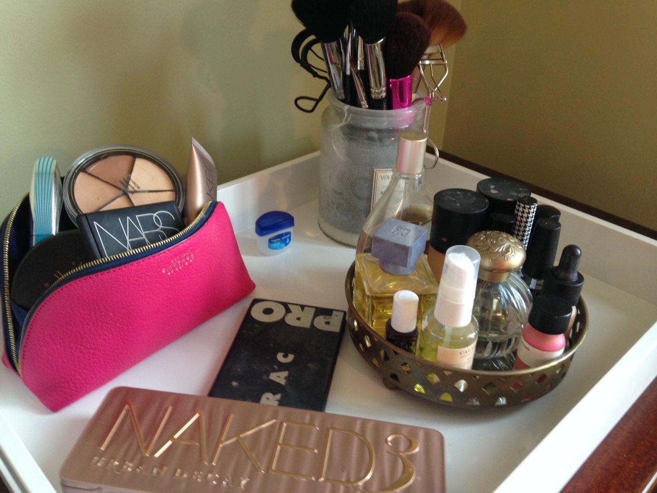 makeup organization makeup organization