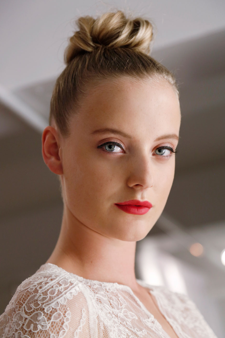 girl with ballerina bun