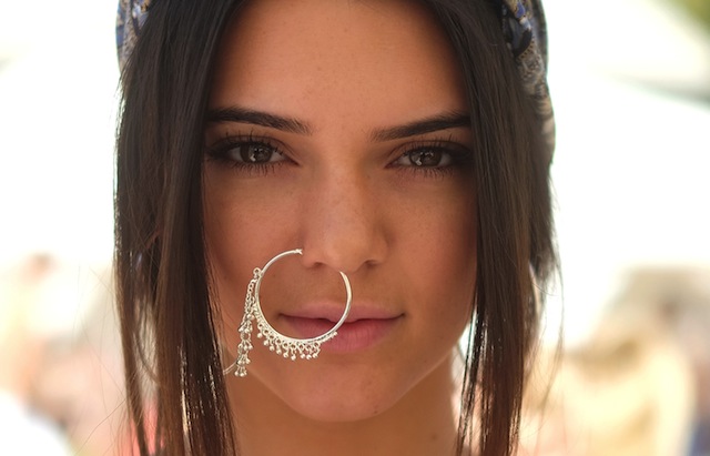 Kendall Jenners Coachella Piercings Master Classic Beauty Looks