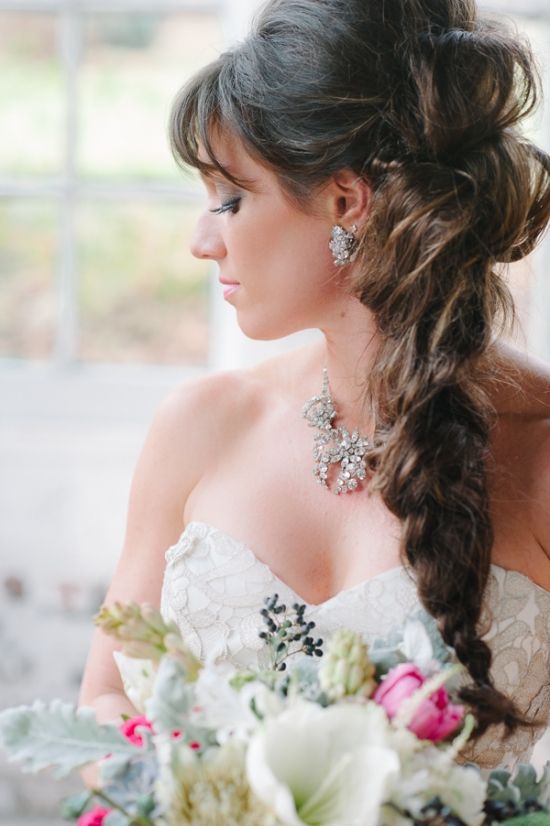 137 Wedding Hairstyles: 2024 Guide [Expert Tips & FAQs] | Braids with  curls, Hairstyle, Vintage wedding hair