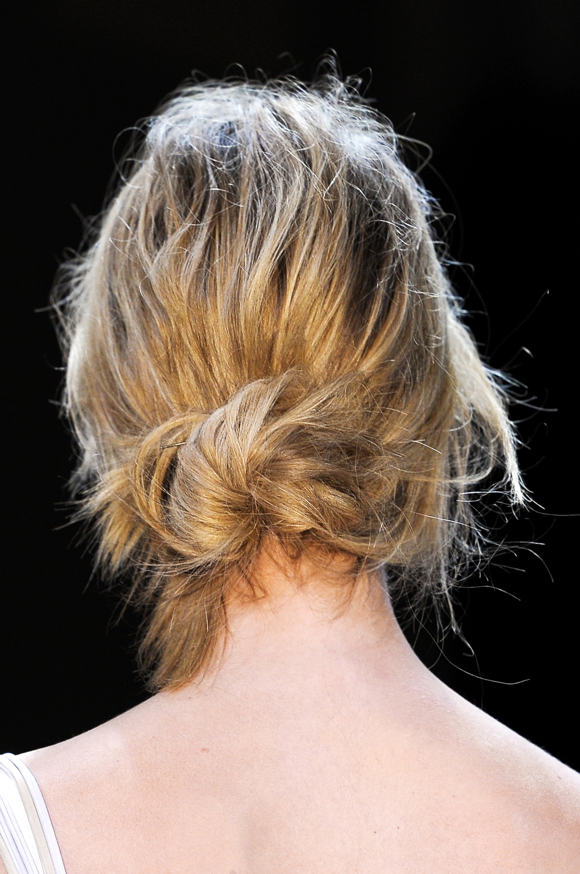 Messy Bun How To: Getting the Look Just Right | StyleCaster
