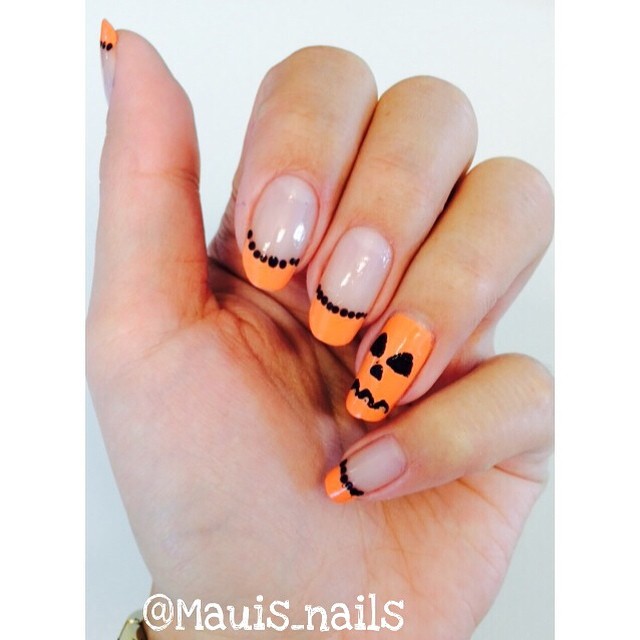 Orange deals halloween nails