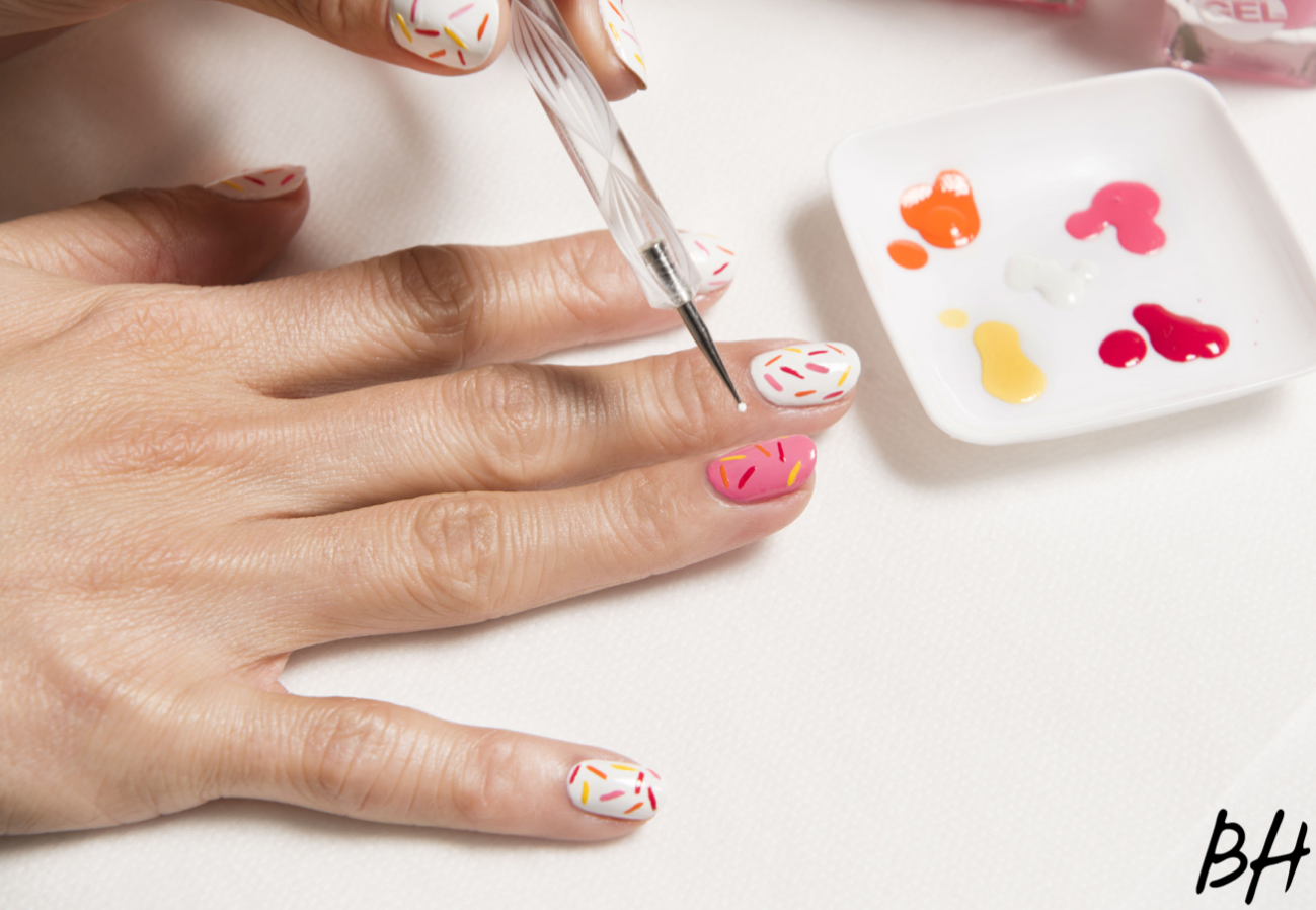 How To Get This Delicious Sprinkle Nail Art | StyleCaster